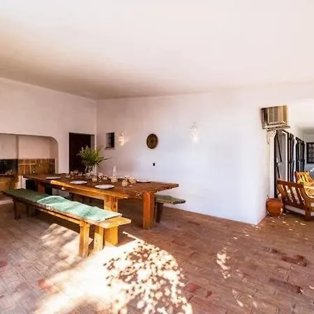 Flores - Close To The Amendoeira Golf