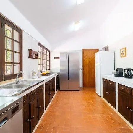 度假居 Flores - Close To The Amendoeira Golf 培拉